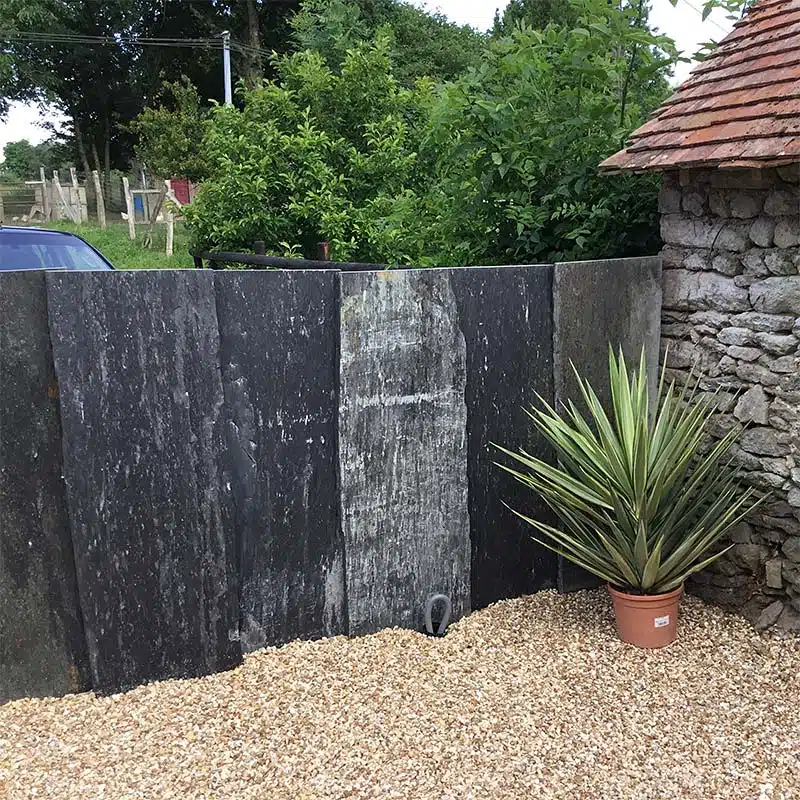 Couleur du palis schiste blanc avec oxyde