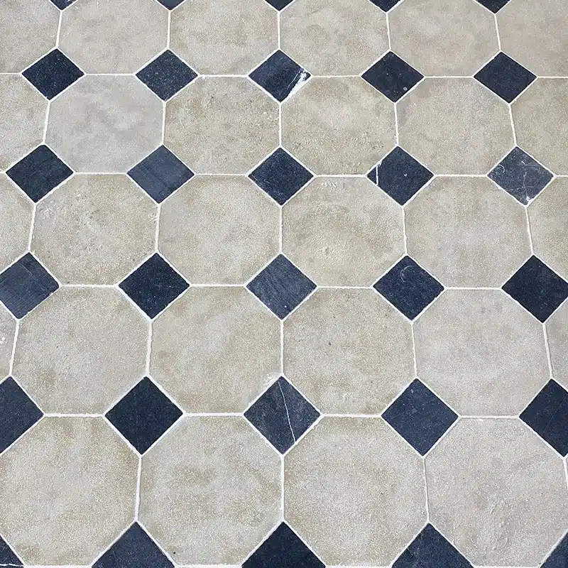 Dallage à cabochon Patrimoine dans notre showroom