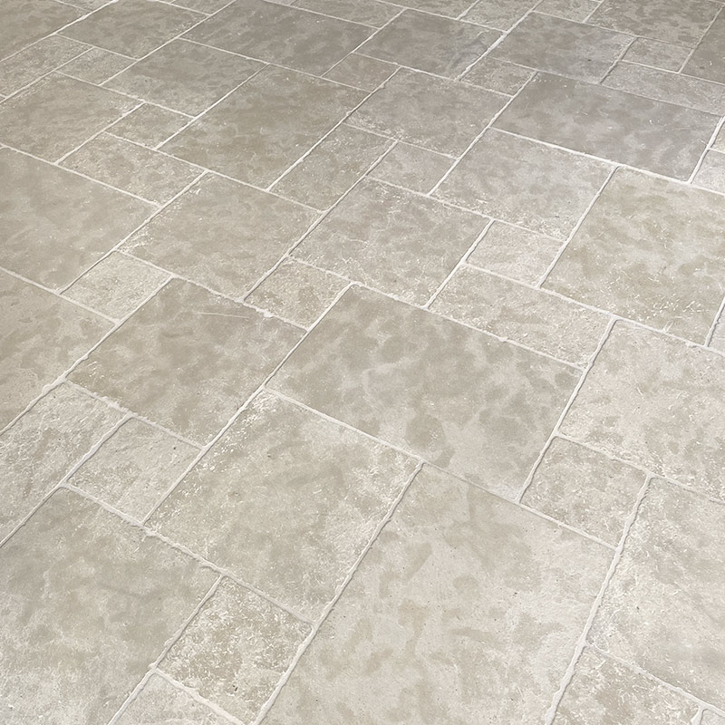 Dallage pour intérieur au format OPUS mera beige