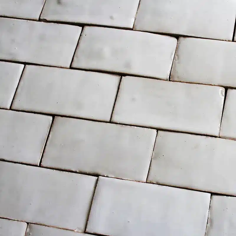 Exemple de pose sans joints du Bejmat blanc