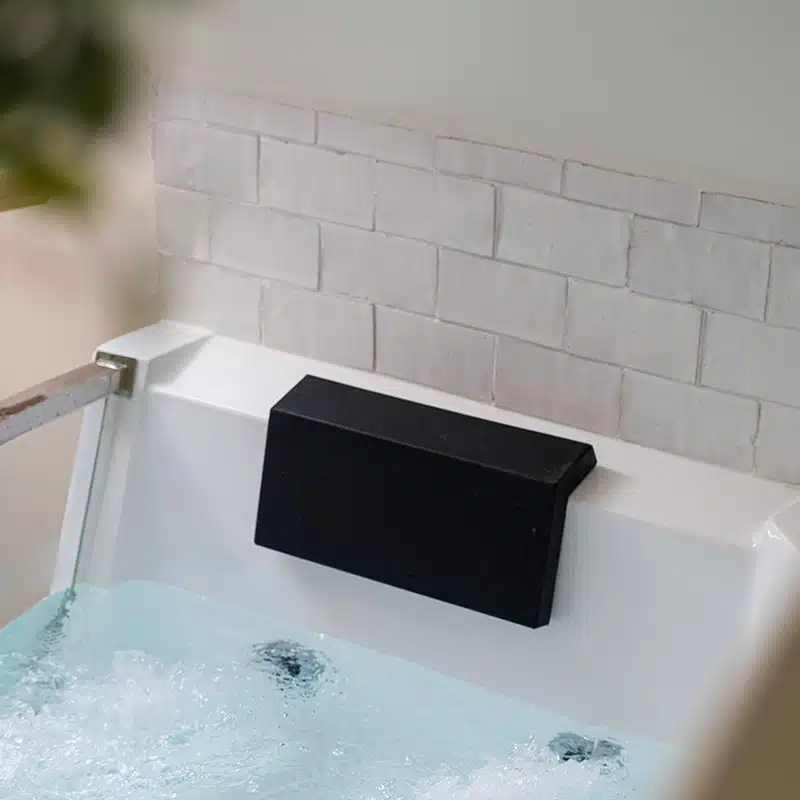 bejmat blanc pour un jacuzzi