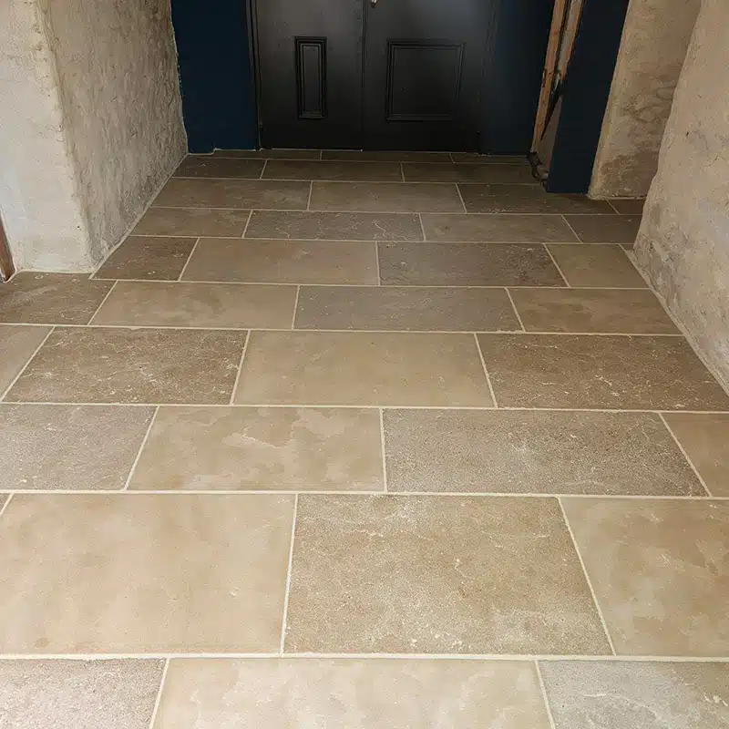 Réalisation avec notre Dallage patrimoine Patio