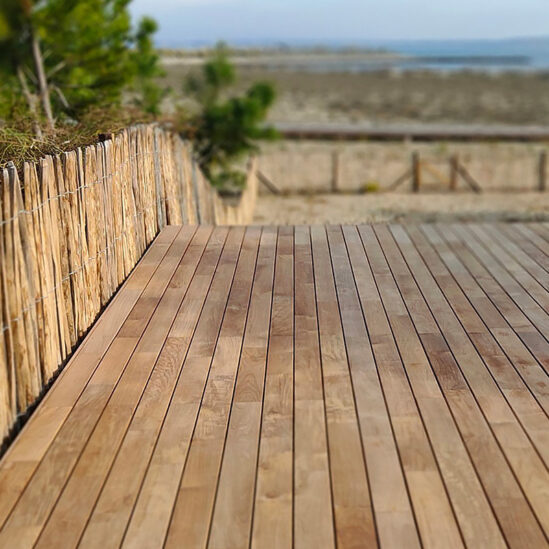 Réalisation client d'une terrasse en Teck