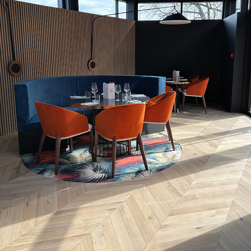 Restaurant avec notre parquet point de Hongrie opera