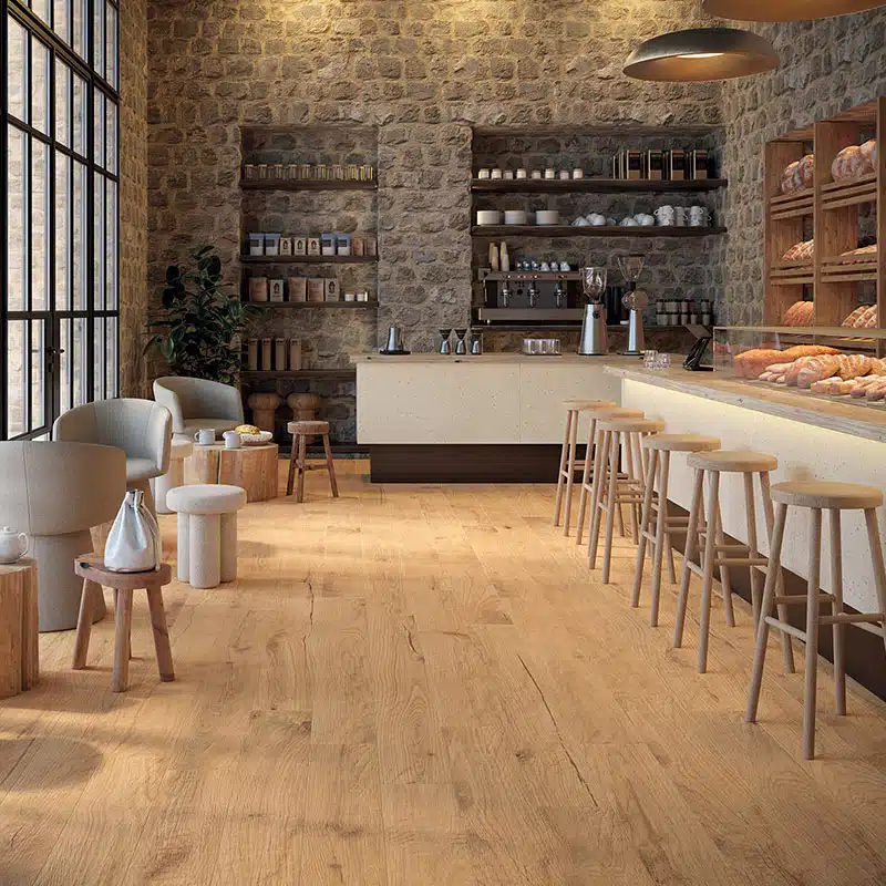 Izumi Chiaro modèle Autentico dans une boulangerie